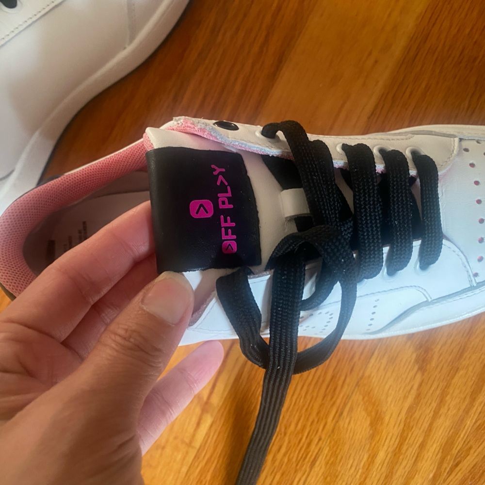 Sneaker